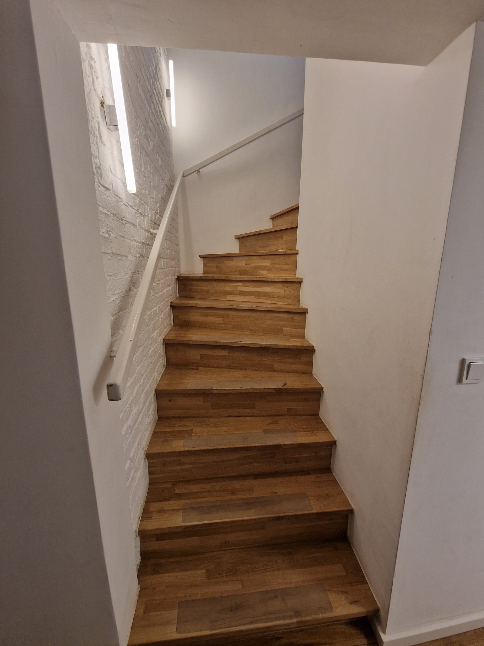  Treppe zum Keller